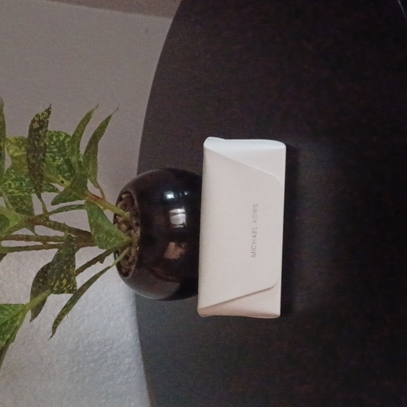 MICHAEL Michael Kors women's sunglasses color red size os - Picture 3 of 16